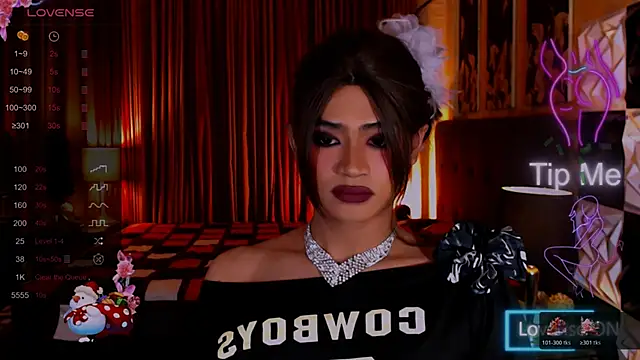 AthisaMooreTS online show from 12/22/25, 01:41