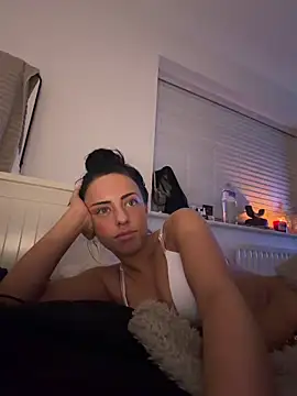 Bethrae25 online show from 03/04/26, 11:55