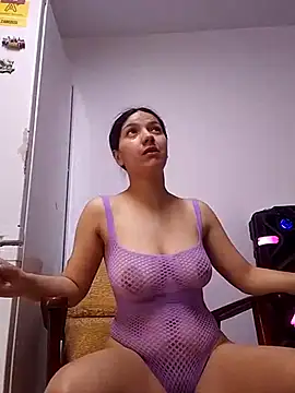 Lusandra1837lusi online show from 04/03/26, 09:18