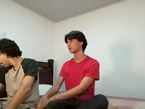 Snapshot of Raven_Eclipse chatting on 11/12/25, 06:41 Raven Eclipse online show from 11/12/25, 06:41