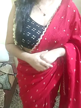 Snapshot of mouni499 chatting on 05/18/26, 07:09 mouni499 online show from 05/18/26, 07:09