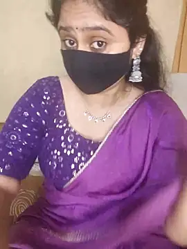 Snapshot of mouni499 chatting on 06/03/26, 03:17 mouni499 online show from 06/03/26, 03:17