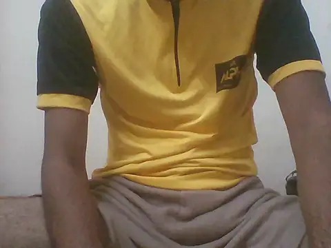 Snapshot of Bull_Dick_69 chatting on 05/11/26, 06:27 Bull Dick 69 online show from 05/11/26, 06:27