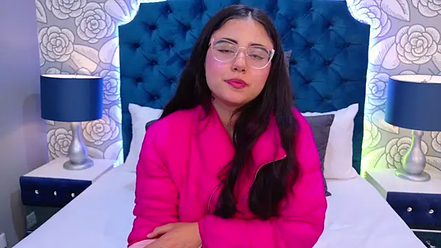 ScarlettPetrova online show from 11/03/25, 12:50