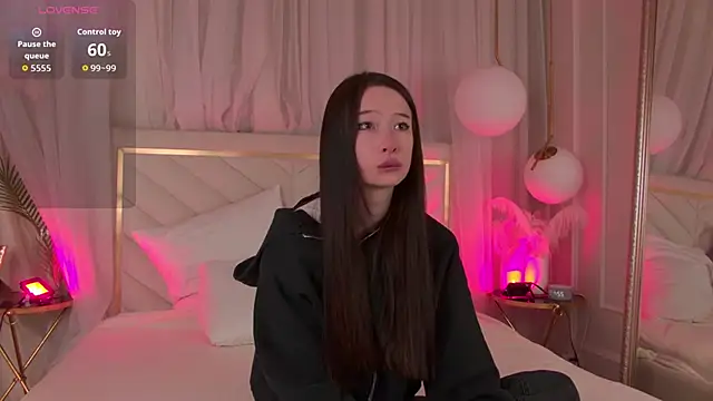 GladysMoore online show from 02/12/26, 06:47