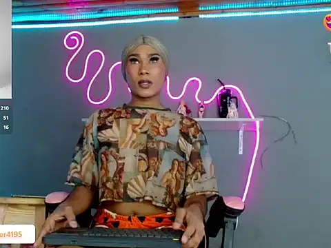 Snapshot of yara_69 chatting on 11/01/25, 06:32 yara 69 online show from 11/01/25, 06:32