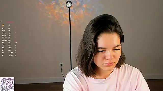 Snapshot of Xo_Laura chatting on 05/01/26, 12:59 Xo Laura online show from 05/01/26, 12:59