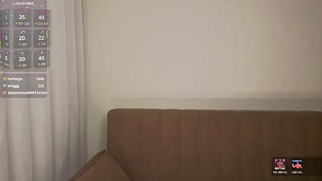 Violet Johnsonn online show from 04/03/26, 05:27