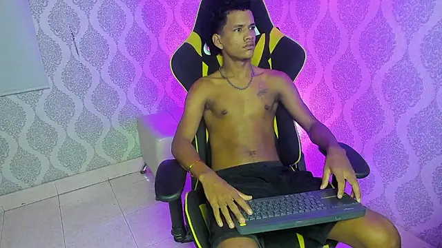 Snapshot of Boy_savoy chatting on 02/26/26, 07:29 Boy savoy online show from 02/26/26, 07:29