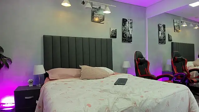 kendra london online show from 03/21/26, 11:15