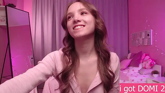 Adria Arjona online show from 05/19/26, 07:47