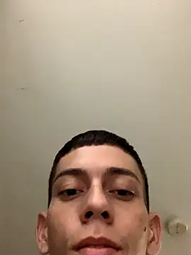 Snapshot of Who-am-I-201 chatting on 11/02/25, 05:43 Who-am-I-201 online show from 11/02/25, 05:43