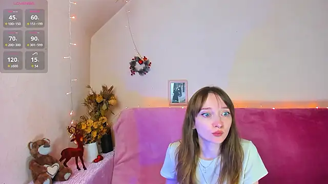 Snapshot of TinyMuse_ chatting on 01/14/26, 12:33 TinyMuse online show from 01/14/26, 12:33