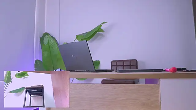 nylonisabella online show from 03/01/26, 07:05