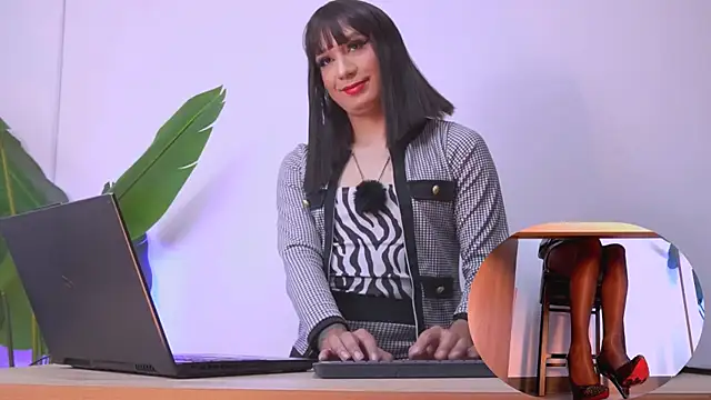 nylonisabella online show from 04/02/26, 06:16