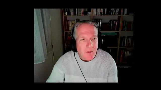 Snapshot of ChocolatMilka44 chatting on 11/03/25, 09:54 ChocolatMilka44 online show from 11/03/25, 09:54