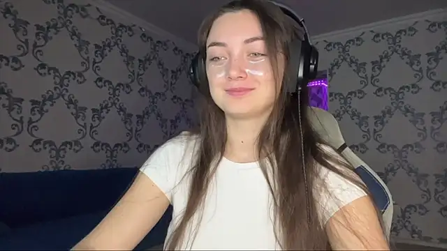 TwotyBright online show from 01/10/26, 06:04