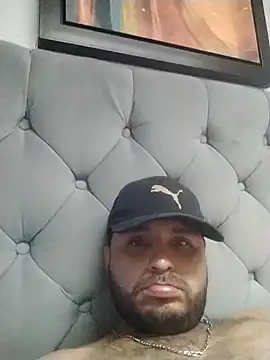 KARNEs24666 online show from 11/03/25, 01:40