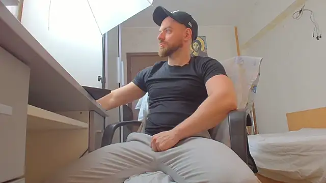 Ryanstone  online show from 04/01/26, 04:24
