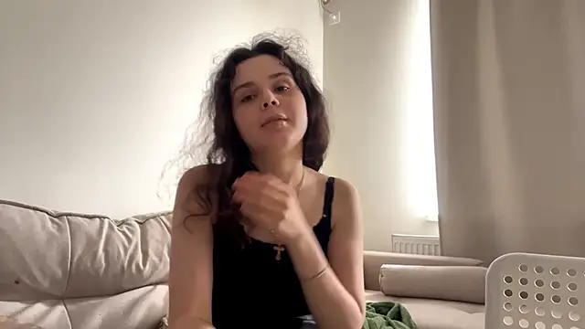 Snapshot of RosaleeSwint chatting on 11/09/25, 09:51 RosaleeSwint online show from 11/09/25, 09:51