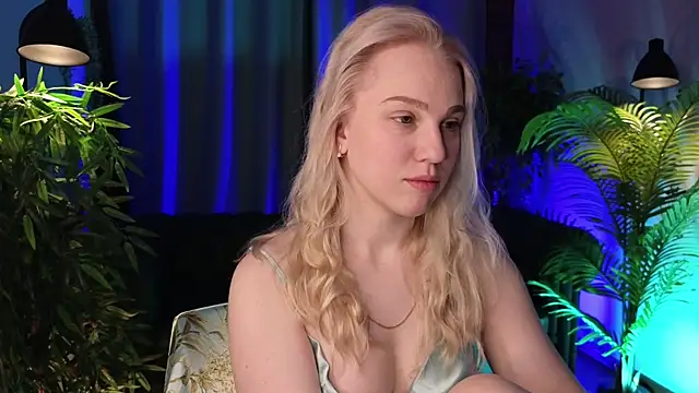 Snapshot of jeancolexx chatting on 11/03/25, 06:58 jeancolexx online show from 11/03/25, 06:58