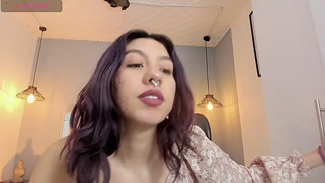 zoe-moreau online show from 02/24/26, 08:07