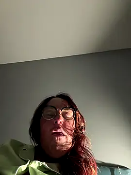 Angel-LinaX online show from 12/19/25, 08:38