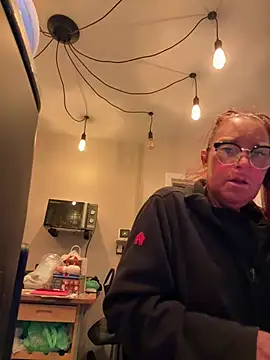 Angel-LinaX online show from 01/14/26, 04:34