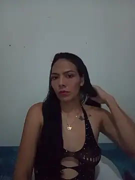 Snapshot of salome_xxx15 chatting on 02/18/26, 06:20 salome xxx15 online show from 02/18/26, 06:20