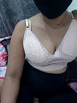 Aarti909090 online show from 03/25/26, 03:07