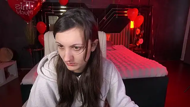 Snapshot of ZafiraMoonn chatting on 02/18/26, 07:04 ZafiraMoonn online show from 02/18/26, 07:04