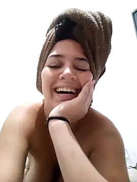 Snapshot of Keti_marques84 chatting on 02/17/26, 12:01 Keti marques84 online show from 02/17/26, 12:01