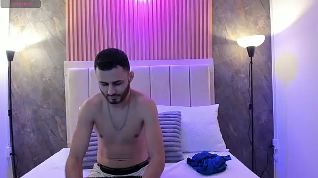 Snapshot of marco_king_ chatting on 11/05/25, 04:07 marco king online show from 11/05/25, 04:07