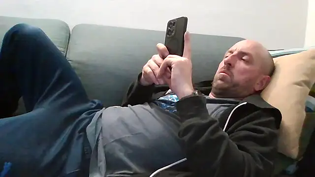 luca beech88 online show from 04/16/26, 06:19