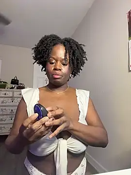 ladiosa selene online show from 02/07/26, 01:42