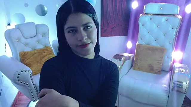 Snapshot of Ashley_Stone01 chatting on 11/05/25, 11:49 Ashley Stone01 online show from 11/05/25, 11:49