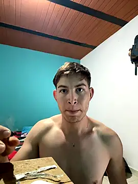 AlexanderBianchi2 online show from 11/08/25, 01:00