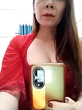 Snapshot of BeyeuCii99 chatting on 11/03/25, 10:16 BeyeuCii99 online show from 11/03/25, 10:16