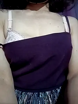 LenaLy2k online show from 11/24/25, 12:21