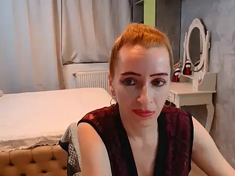 AnneDevrim online show from 11/11/25, 07:08