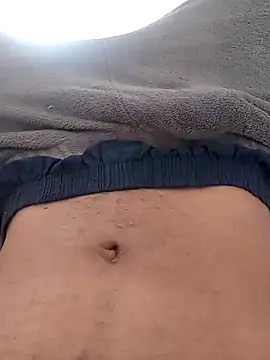 UNCLEZESTYY online show from 11/20/25, 05:18