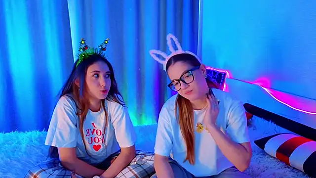 Snapshot of MargaretMorris chatting on 12/20/25, 09:49 MargaretMorris online show from 12/20/25, 09:49