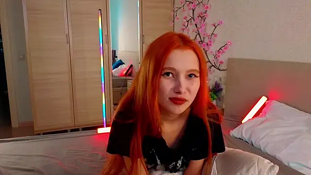 Snapshot of MarthaMack chatting on 11/23/25, 09:53 MarthaMack online show from 11/23/25, 09:53