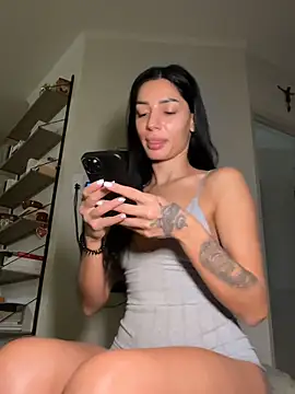 Snapshot of VickyM99 chatting on 02/01/26, 10:14 VickyM99 online show from 02/01/26, 10:14