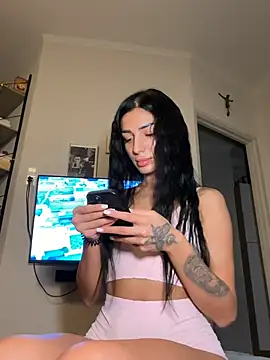 Snapshot of VickyM99 chatting on 02/02/26, 06:23 VickyM99 online show from 02/02/26, 06:23