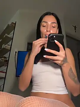 Snapshot of VickyM99 chatting on 02/06/26, 02:53 VickyM99 online show from 02/06/26, 02:53