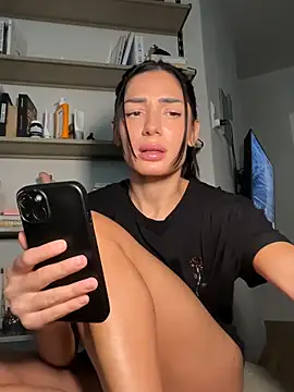 Snapshot of VickyM99 chatting on 02/24/26, 10:46 VickyM99 online show from 02/24/26, 10:46