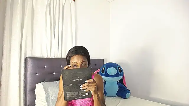 Snapshot of BryanaSmiths chatting on 11/04/25, 09:58 BryanaSmiths online show from 11/04/25, 09:58