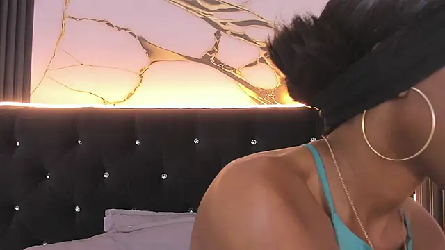 Mia Devereaux167 online show from 02/20/26, 12:49