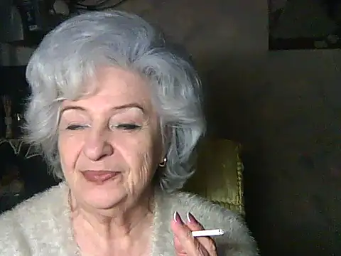 ValeriaKroww online show from 04/14/26, 05:08